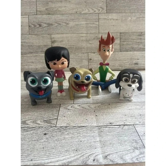 Lot of 5 Disney Jr. Puppy Dog Pals Figures Chloe Sitting Bob Rolly Bingo Lollie - Picture 1 of 12